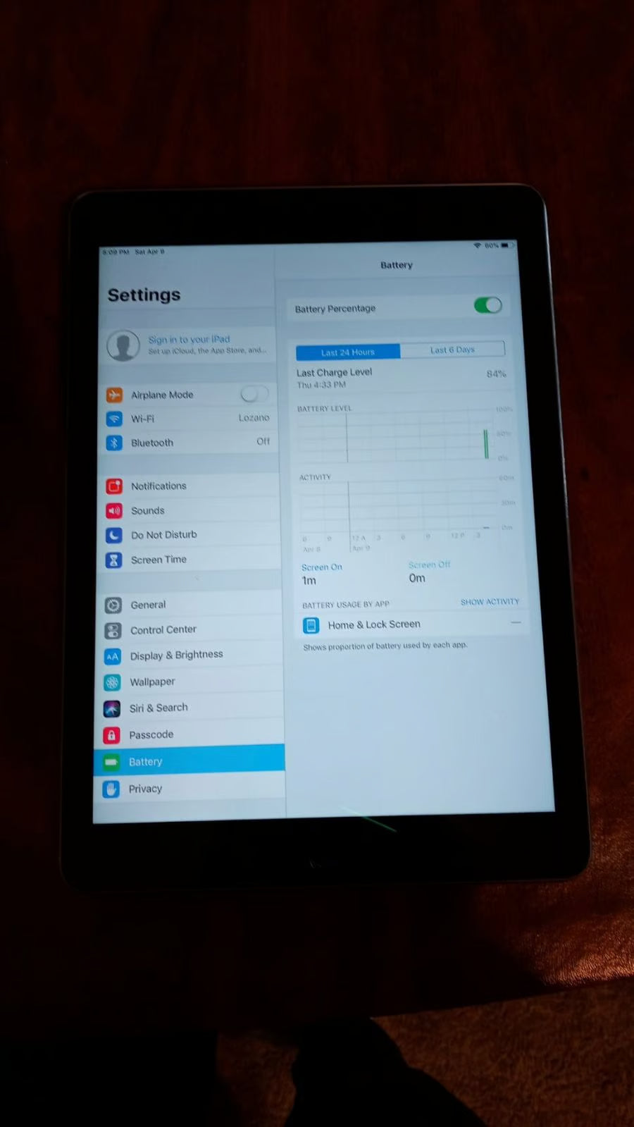 Apple iPad Air 2nd Generation 8K95