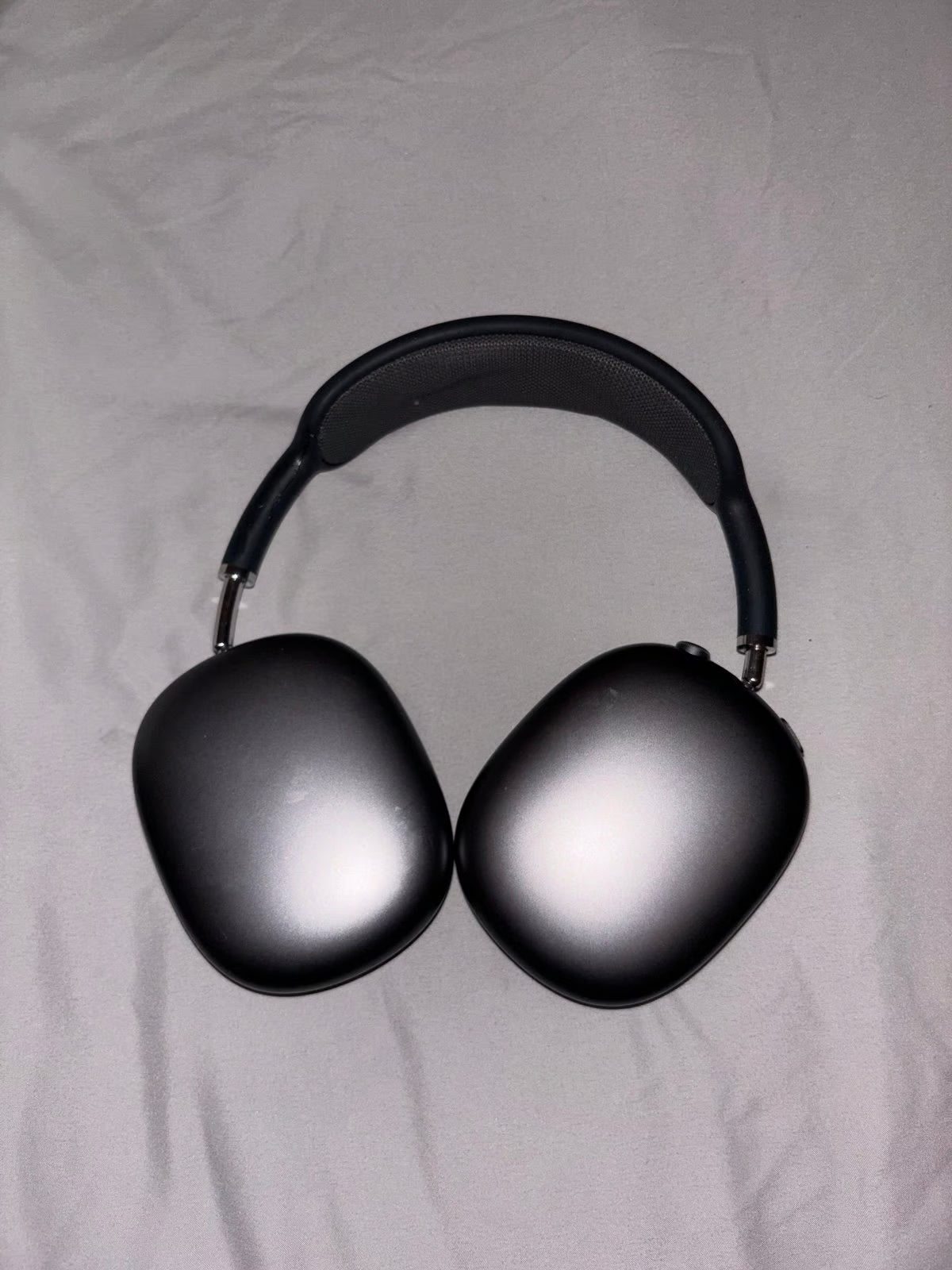 Apple AirPods Max Space Grey with Smart Case 7T75