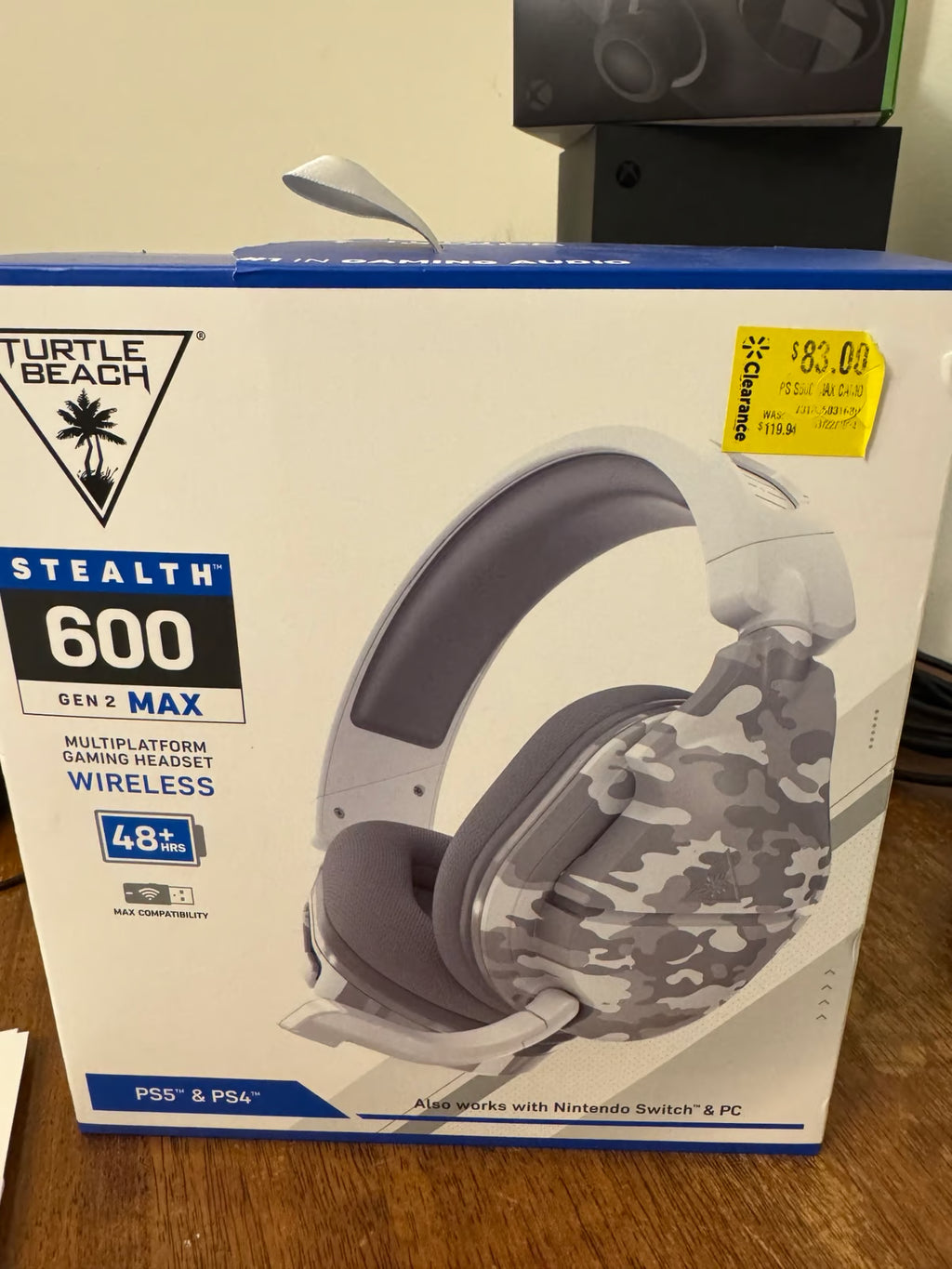 Xbox one series x w/extras 1C87