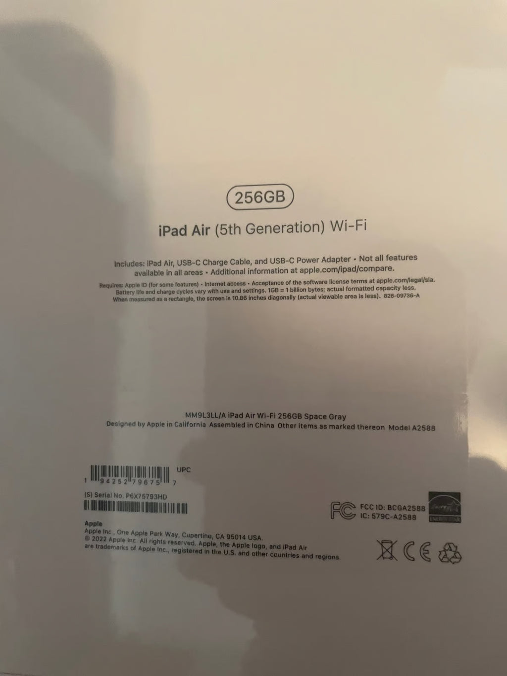 iPad Air 5th Generation 256gb Wi-Fi brand new 6L38