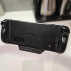 Steam Deck 256gb with case 3U63