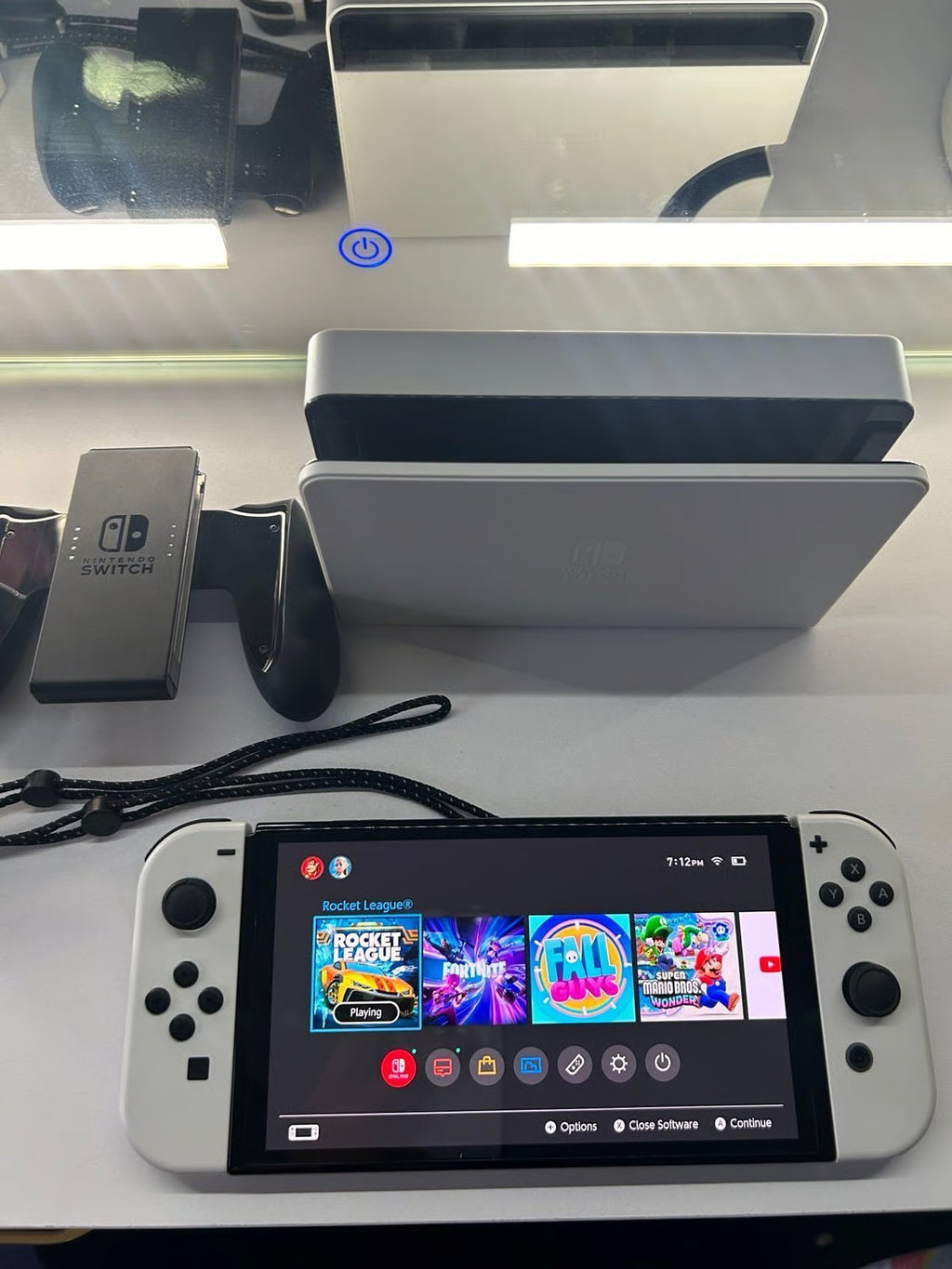 Nintendo switch oled 2D73