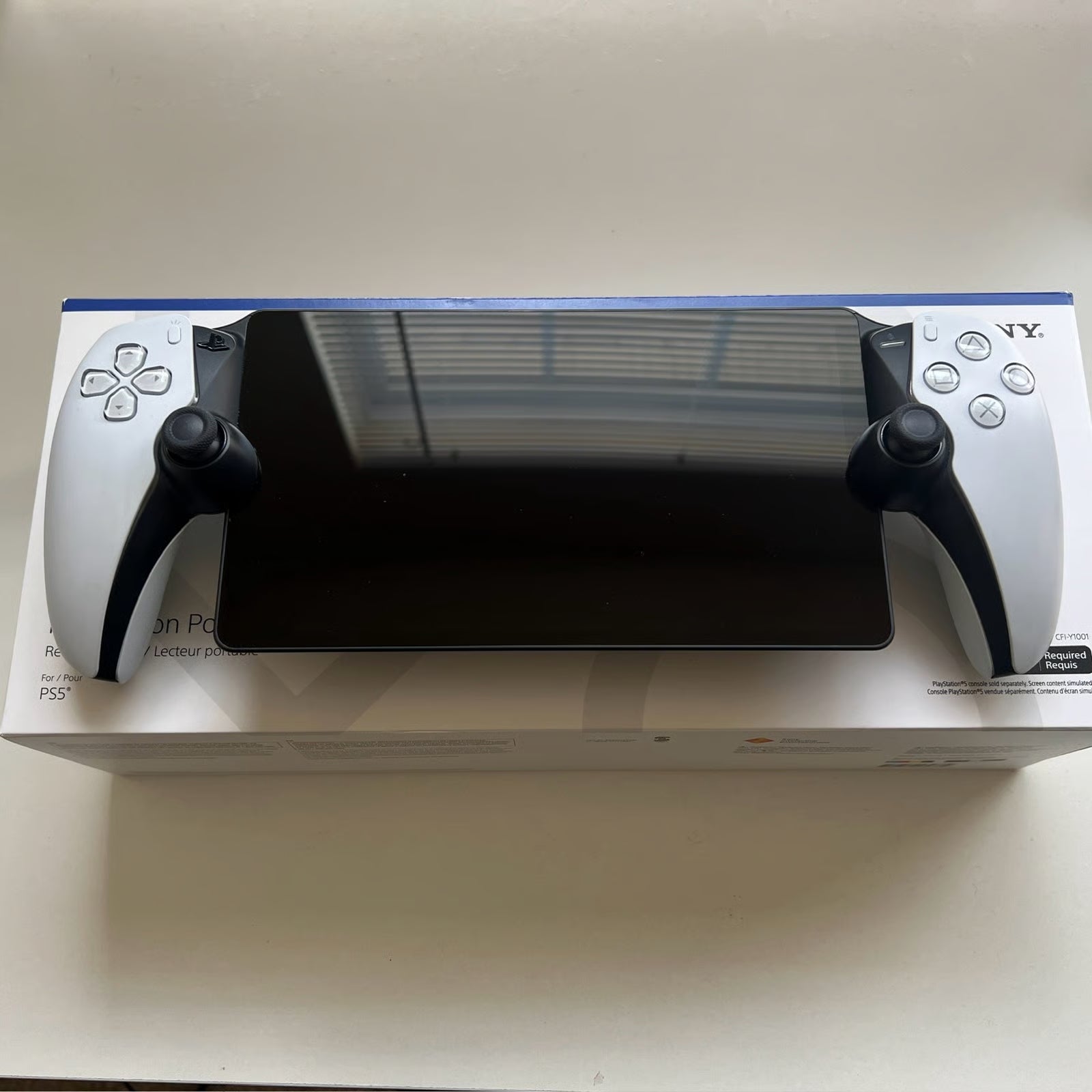 PlayStation portal remote player 5H18