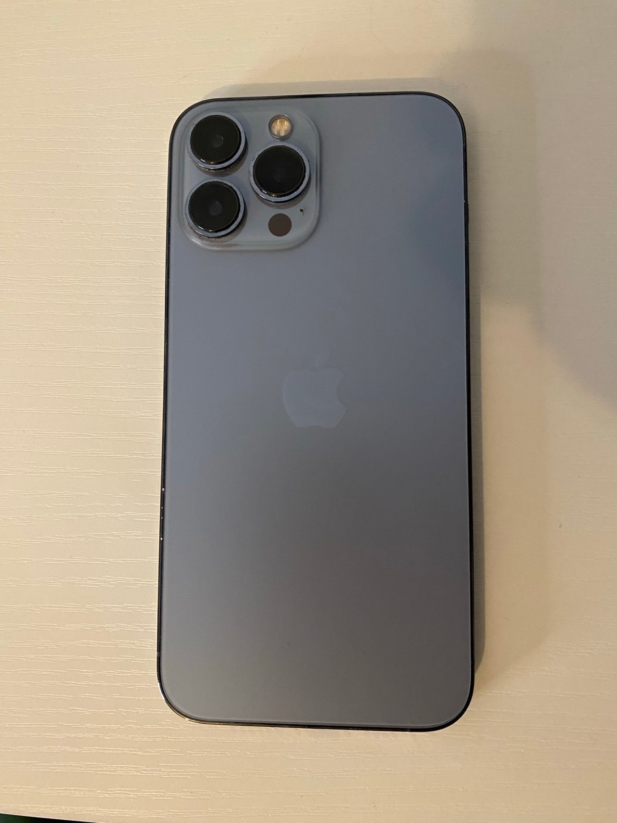 iPhone 13 Pro Max 256gb - Sierra Blue- Carrier Unlocked 6V26