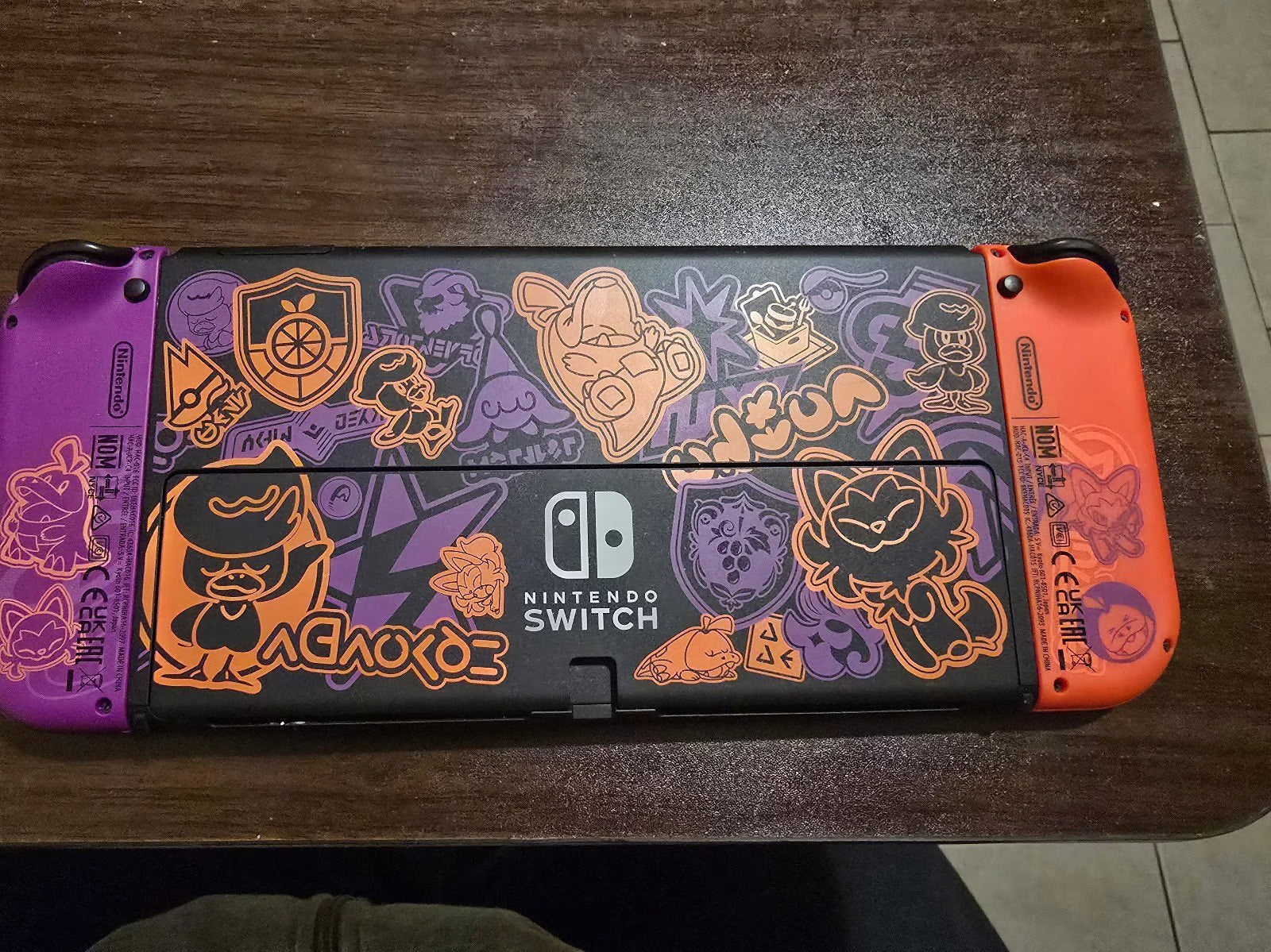 Nintendo Switch OLED Pokemon 3K88