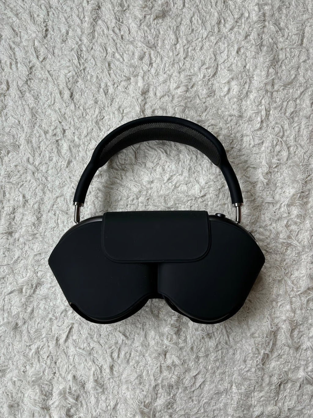 Apple AirPods Max with Smart Case in Space Gray 7R31