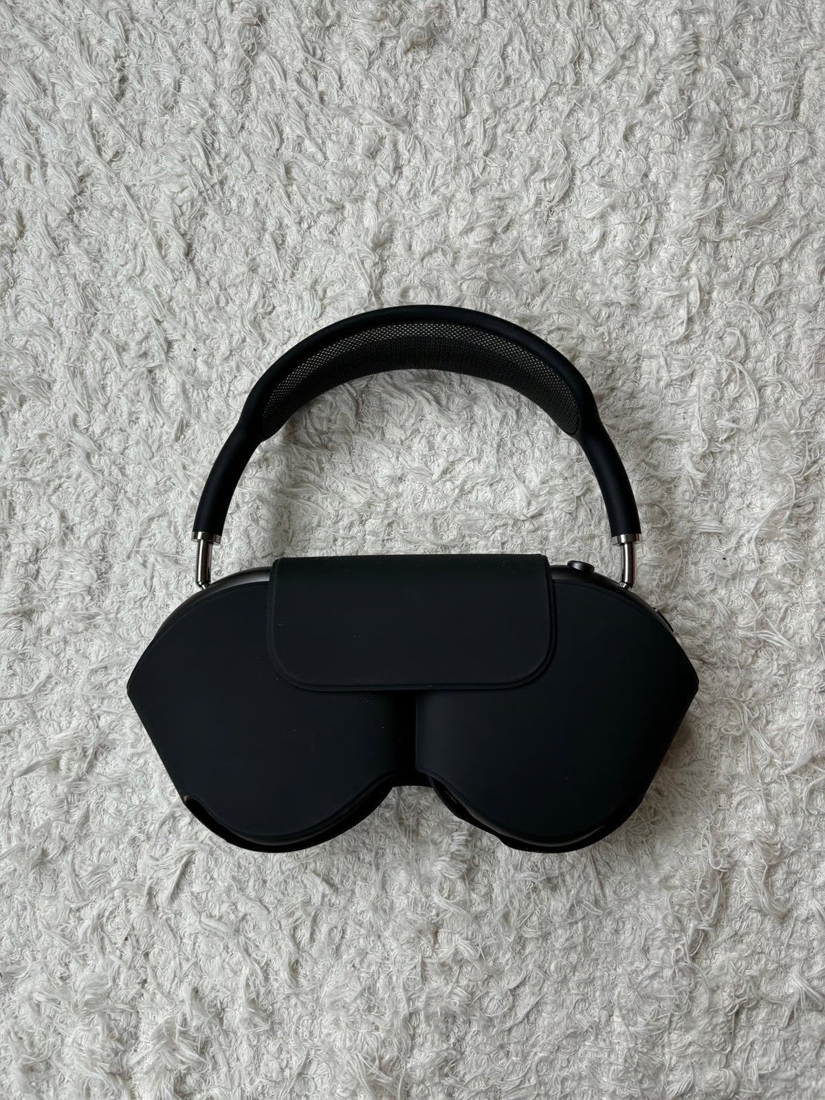 Apple AirPods Max with Smart Case in Space Gray 7R31