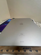 Apple iPad Pro 12.9 4th Gen 128 GB/ Magic Keyboard 5W86