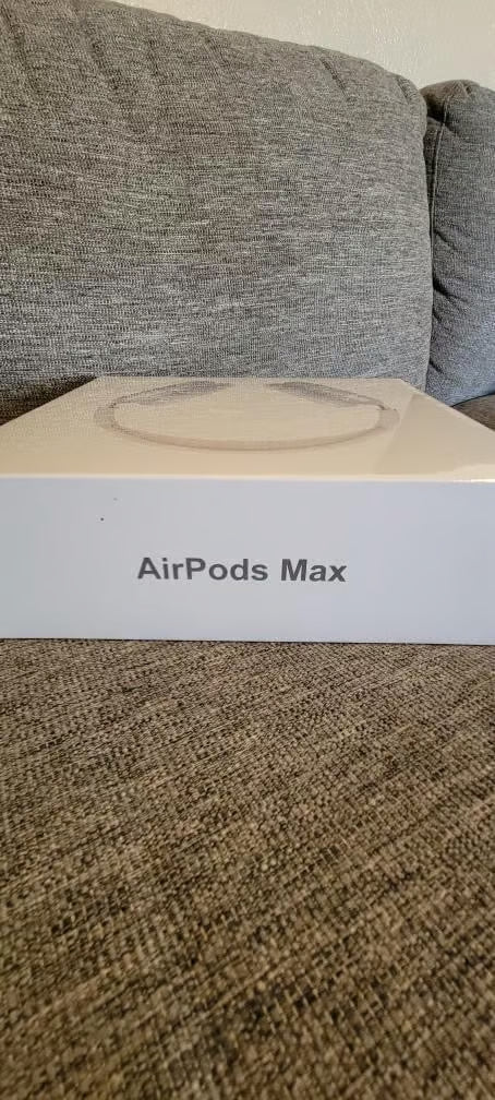 Apple AirPods Max with Smart Case 7J87