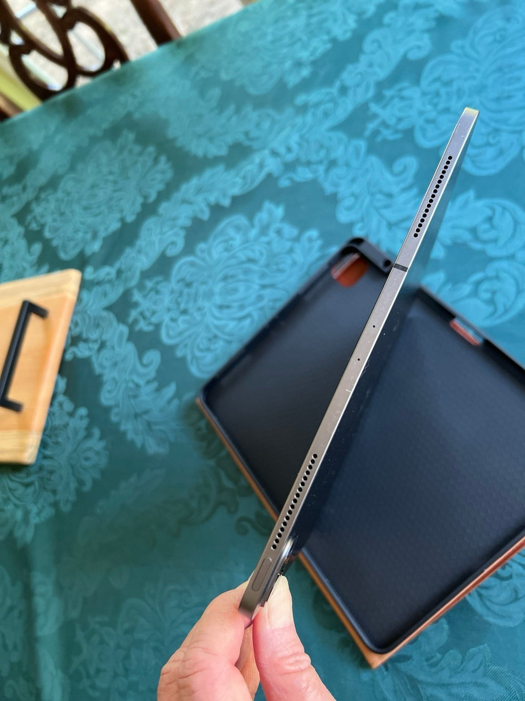 iPad Pro 4th generation 1Z75