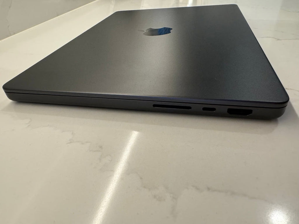 Apple macbook pro m3 2023 6Y15