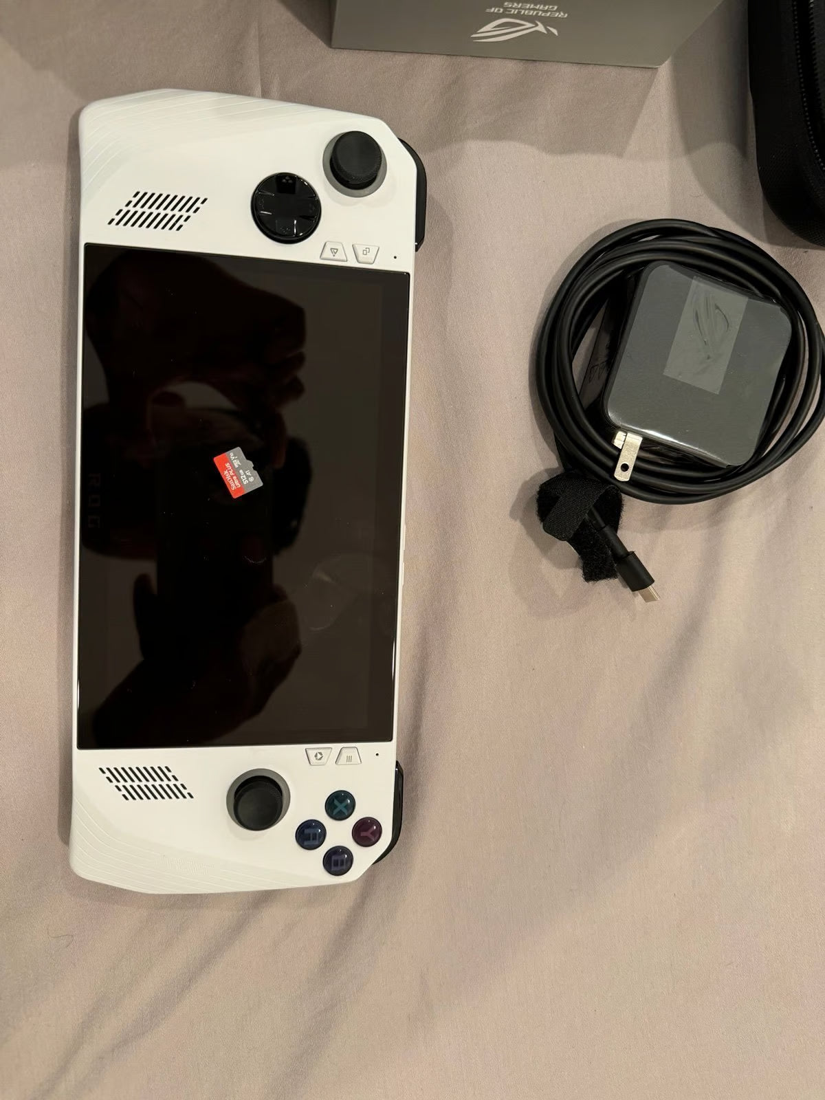 ASUS Rog Ally Z1 Extreme 512 GB 1L51