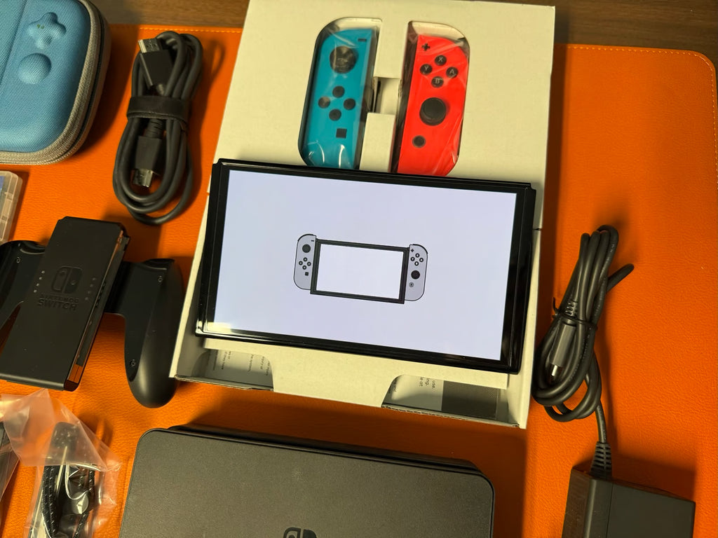Nintendo Switch OLED bundle 6B68
