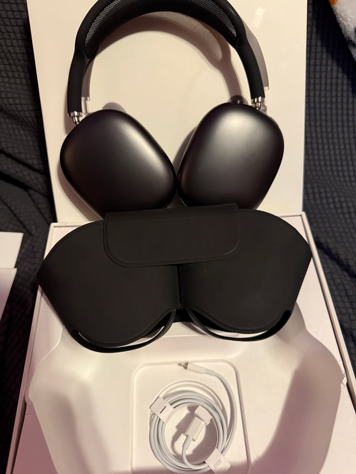 Apple AirPods Max 7V82