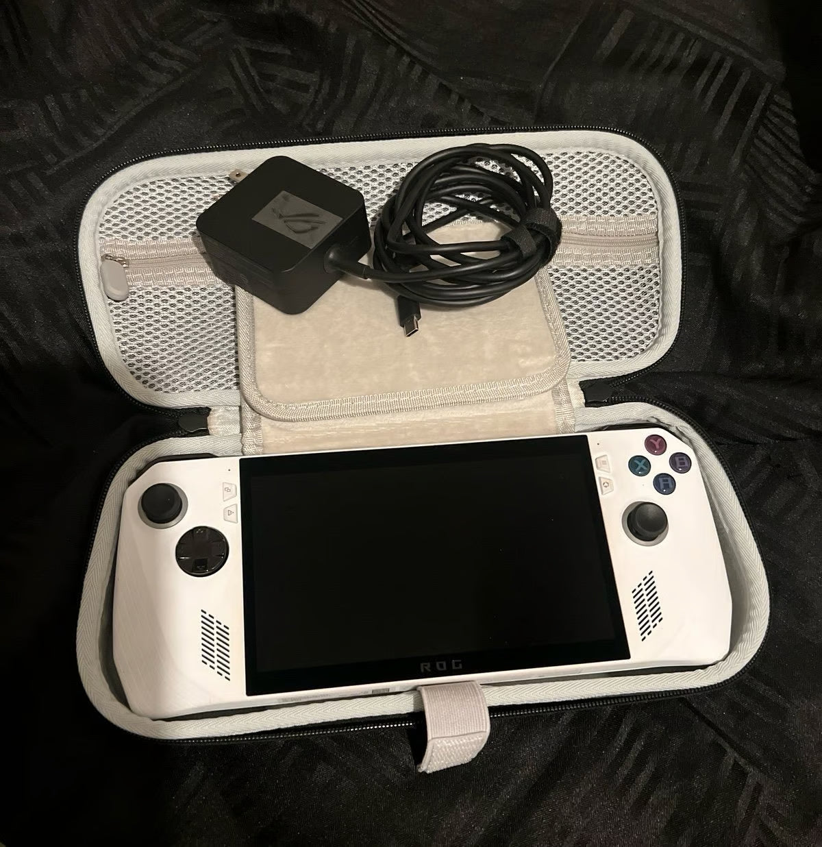 ASUS - ROG Ally 8C67