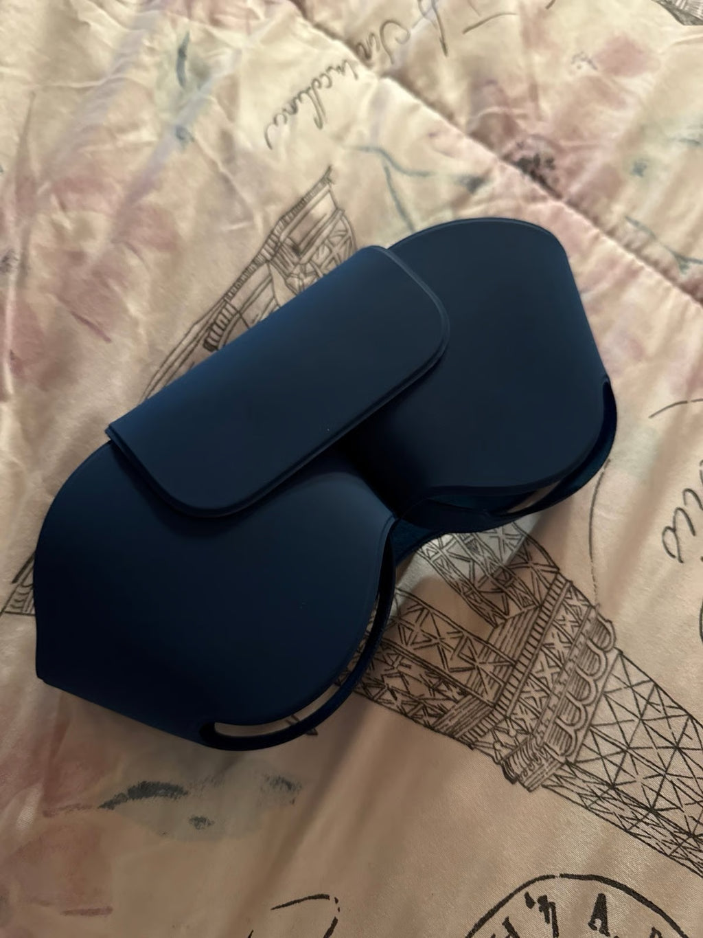 Apple AirPod Pro Max (Blue) 7B96