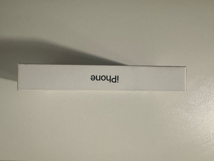 Apple iPhone 16 Pro Max Unlocked 鈥?Sealed in Box! 6B72