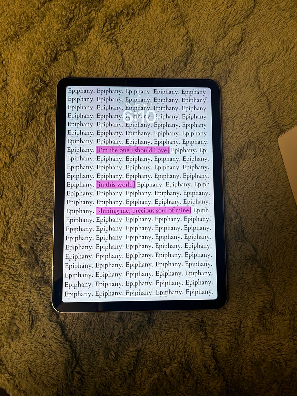 Apple iPad Air 5th Generation 64 GB in Starlight 2O23