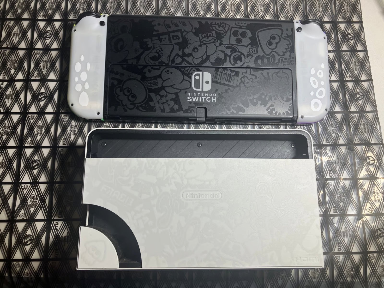 Nintendo Switch OLED Splatoon 3 Special Edition Console 2Z66