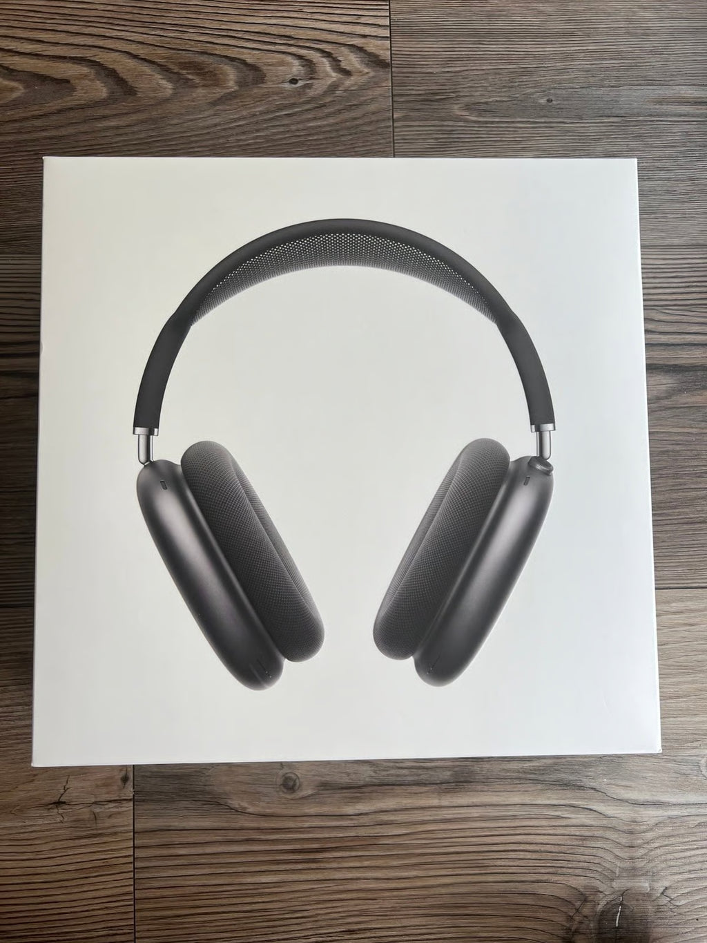 Apple AirPods Max Over-Ear Noise Cancelling Bluetooth Headphones - Space Gray 8V67