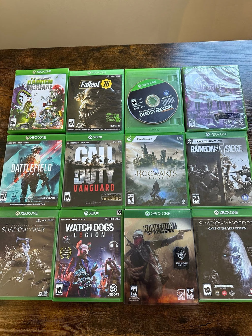 Xbox Series X Lot 1R85