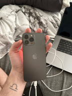 Iphone 13 pro max 128 GB UNLOCKED NO SIM RESTRICTIONS 3J25