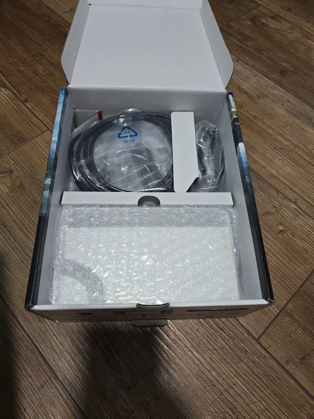 Brand New Tears of the Kingdom Nintendo switch oled 8W17