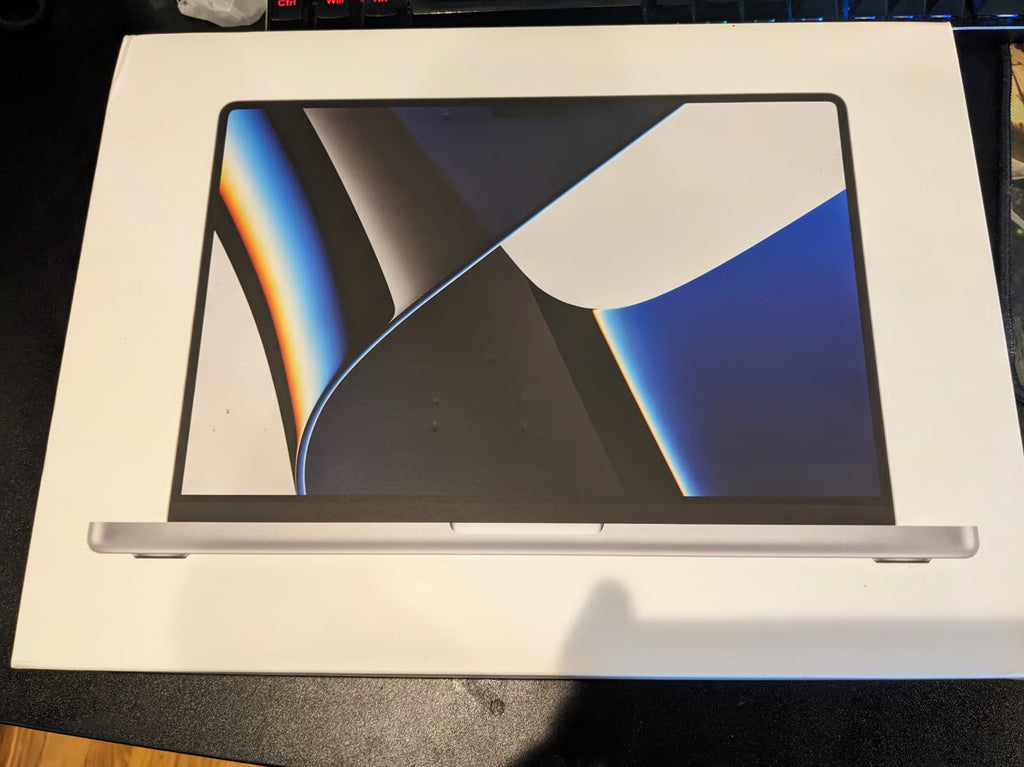 BRAND NEW MacBook Pro 14 inch Apple M1 Pro Chip 16GB memory 512gb ssd NEVER USED 3U85