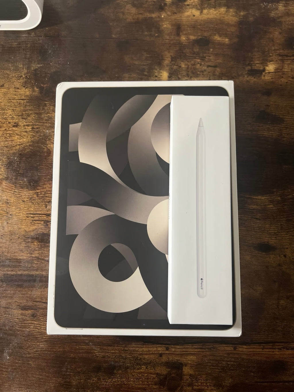 Apple iPad Air 5th Generation 256 GB in Space Gray with 2nd generation pencil 8E67