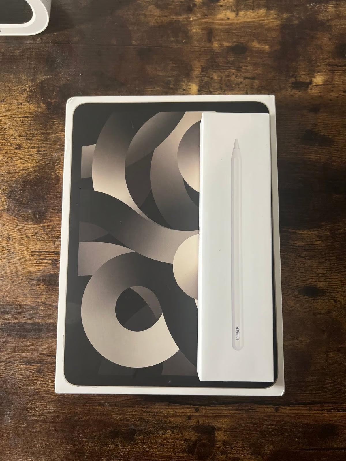 Apple iPad Air 5th Generation 256 GB in Space Gray with 2nd generation pencil 8E67