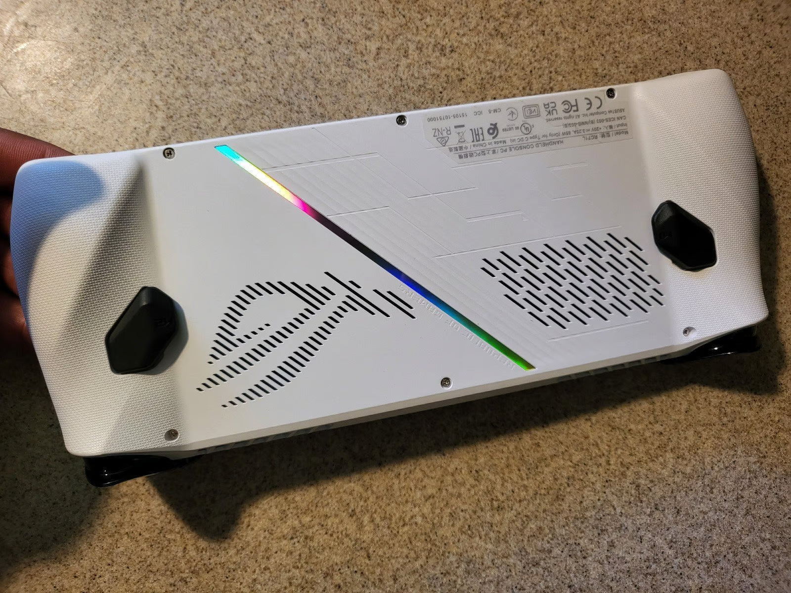 ASUS - ROG Ally 7"" 120Hz FHD 1080p Gaming Handheld - AMD Ryzen Z1 Processor - 51 9G91