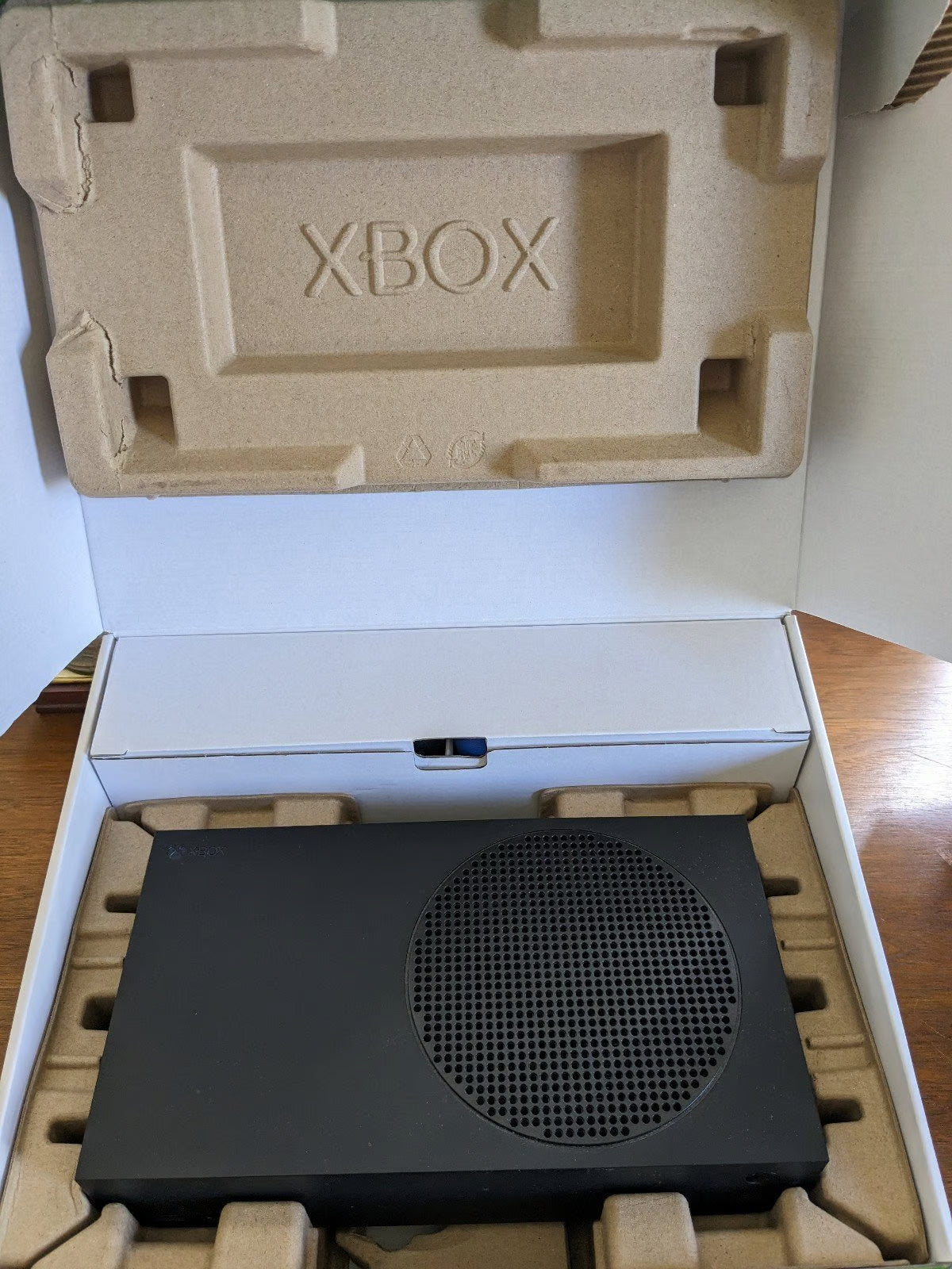 Xbox Series S 1tb Console and 1 Black Remote In Box 5M15
