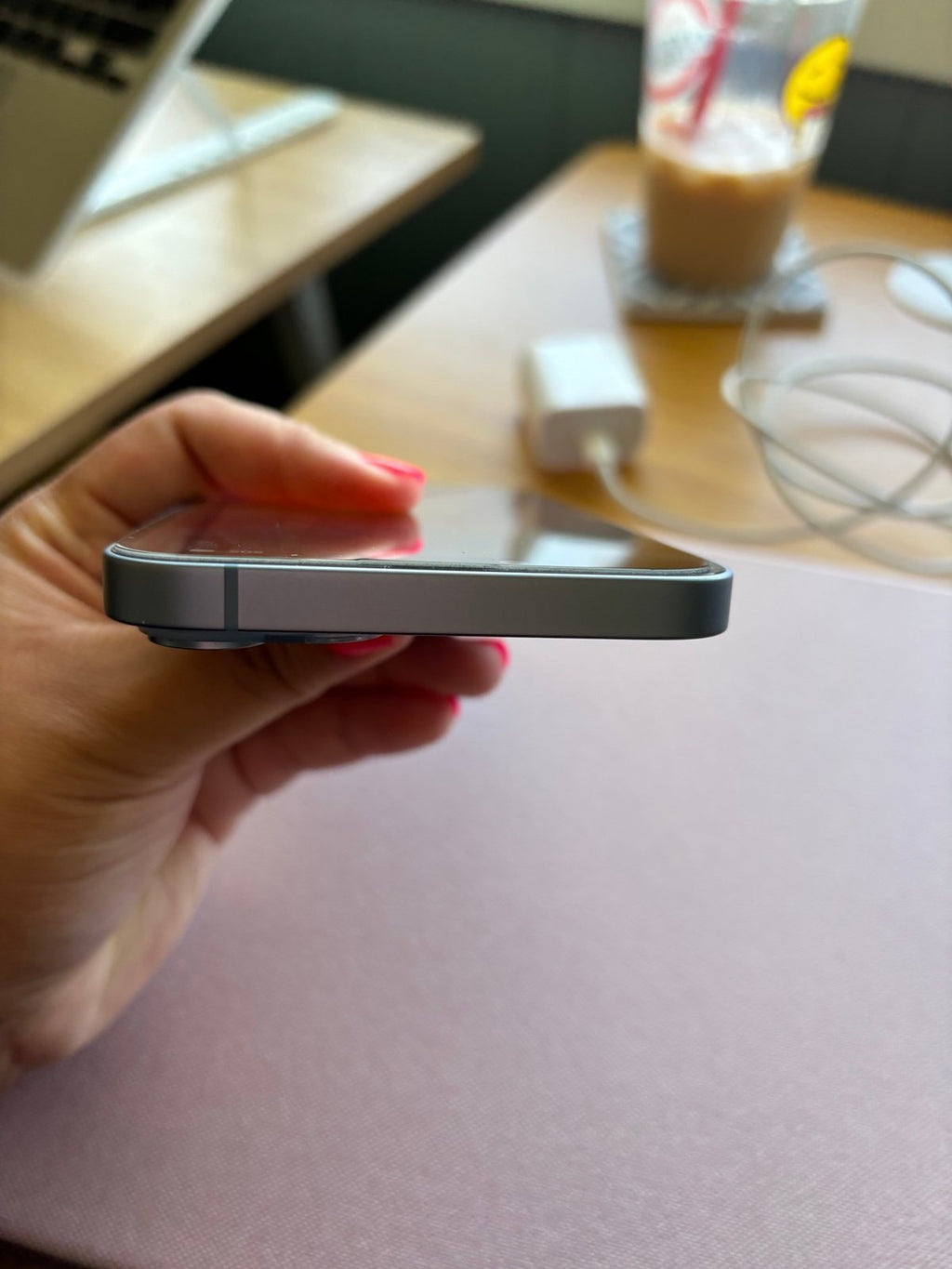 Apple iphone 14 plus in blue 128GB | LOCKED TO T-MOBILE!!! 9N51