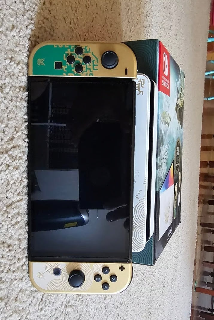 Nintendo Switch the legend of zelda tears of the kingdom console 7G63