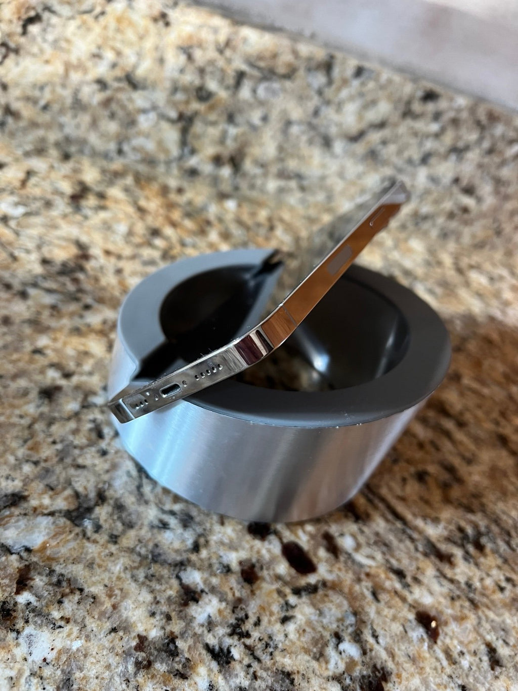 Apple iPhone 13 Pro 128 GB in Silver for Unlocked 8Y81