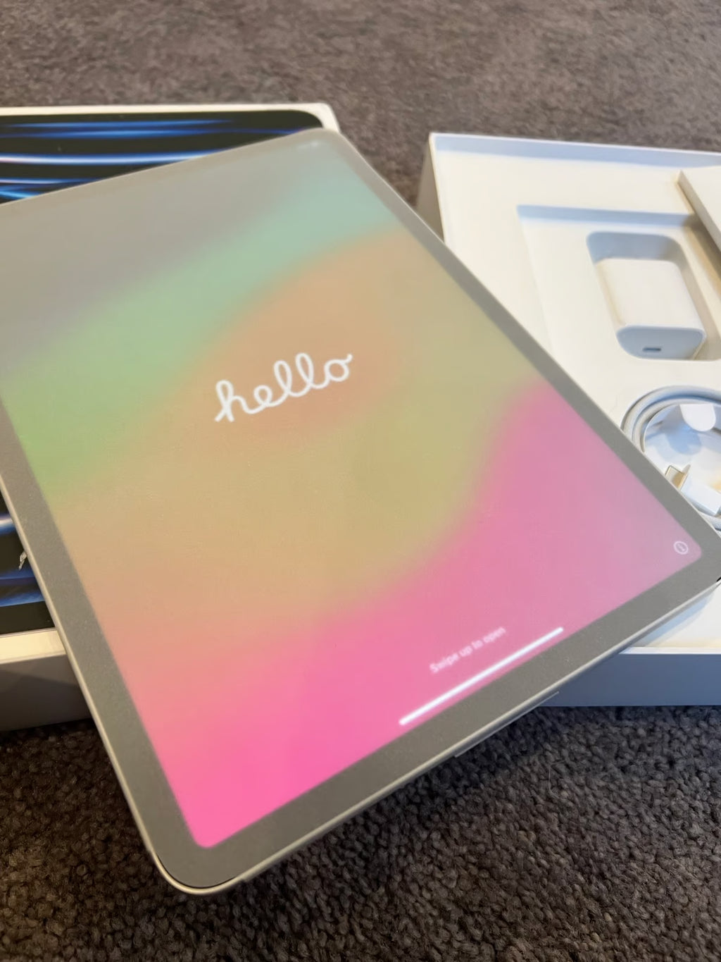 NEW Apple iPad Pro 11�?3L98