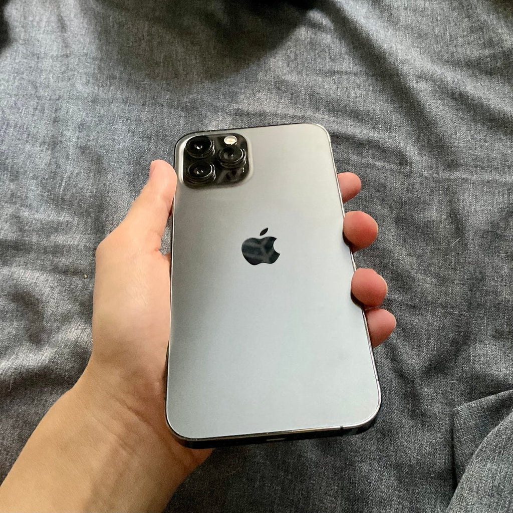 iPhone 12 pro max - unlocked 9S61