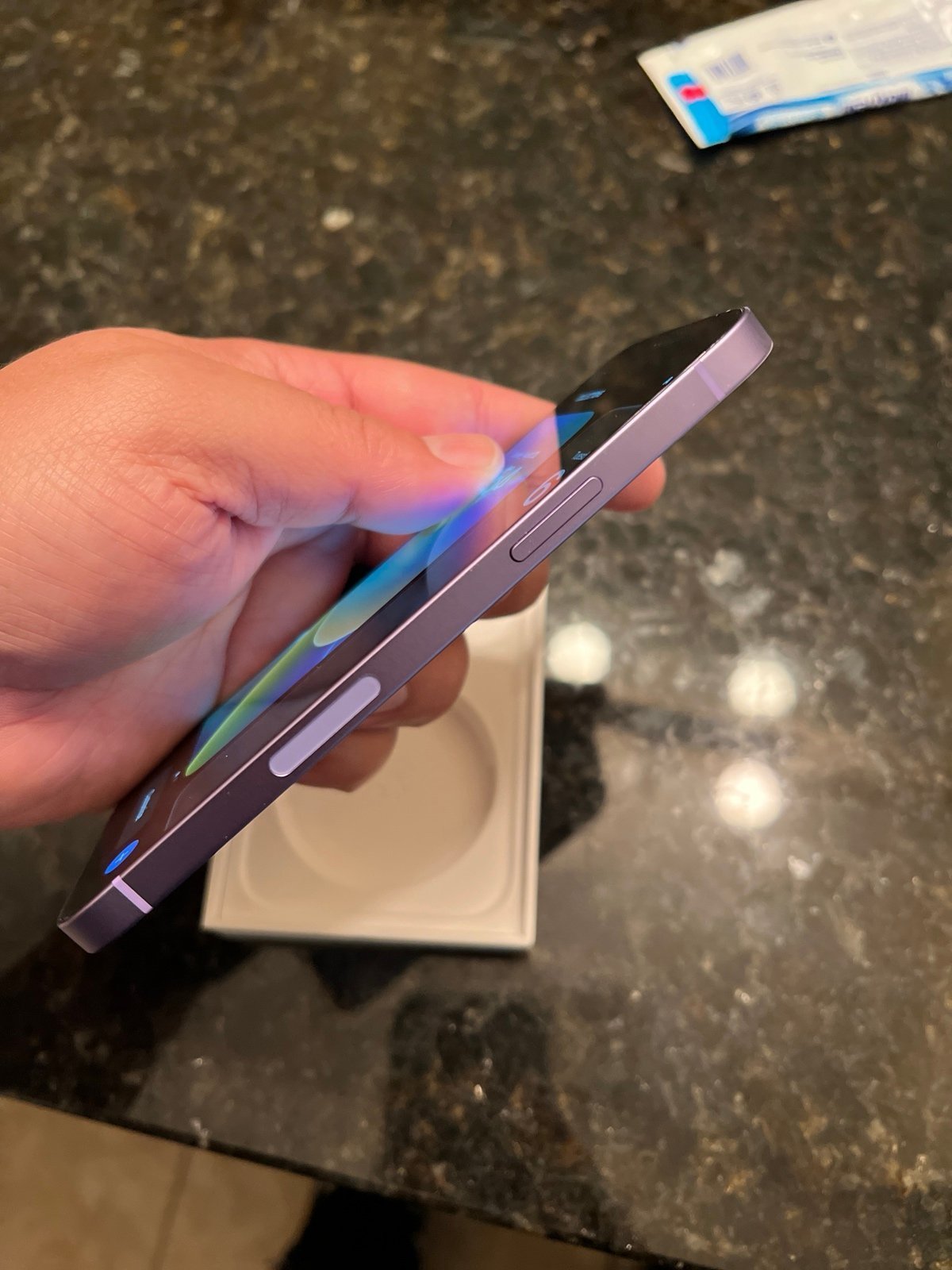 Apple iPhone 12 64 GB in Purple( Unlocked ) 2Z97