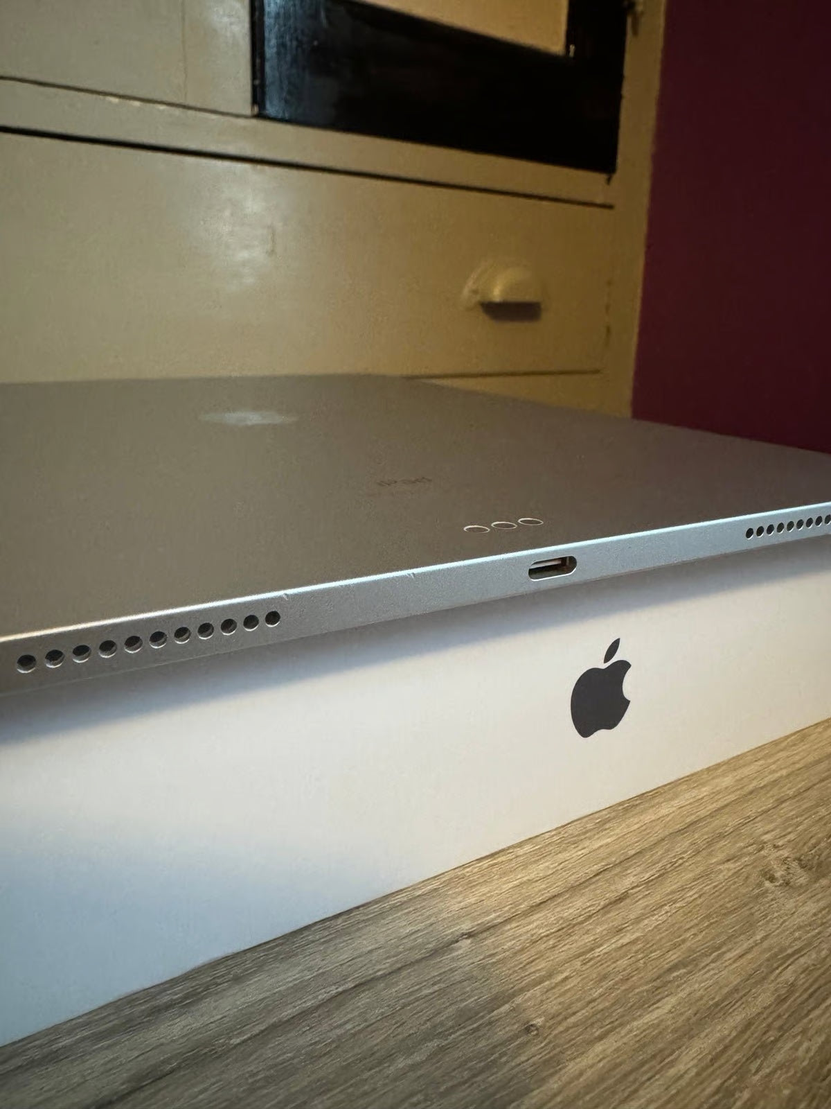 M1 iPad Pro 5th Generation in Silver 256 Gb 9O21