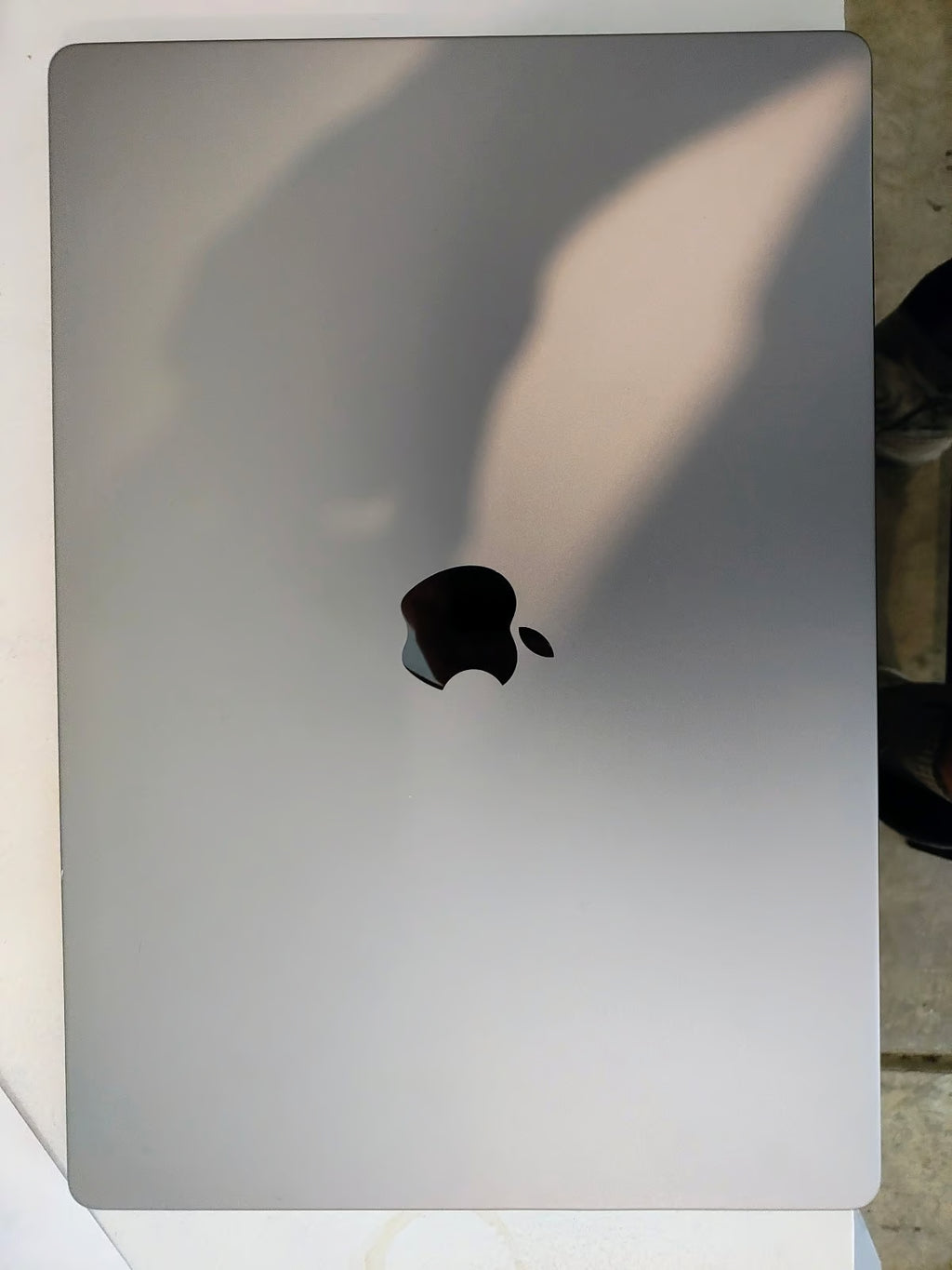 Apple Macbook Pro 16in.  M1 Pro 3.2 GHz  1TB SSD 6T33