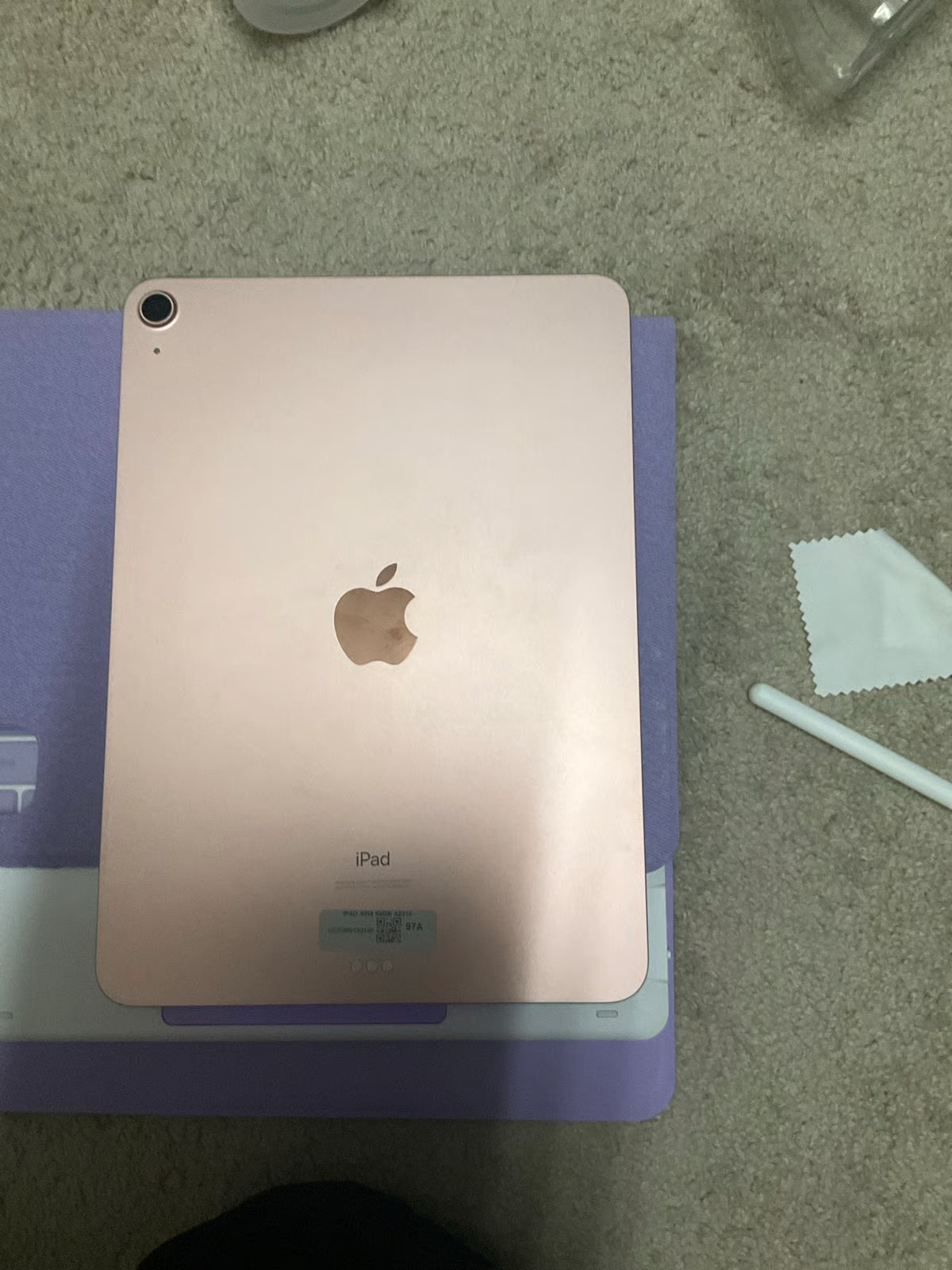 Apple iPad Air 5th Generation 64 GB in Pink 5D76