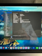 MacBook Pro 15鈥?(Mid 2018) 512gb SSD. i7 2.6GHz. New Condition 10/10 6O73