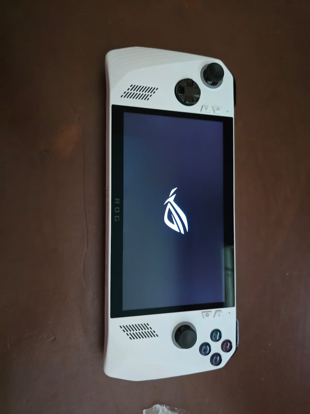 ASUS rog ally z1 extreme 7R78