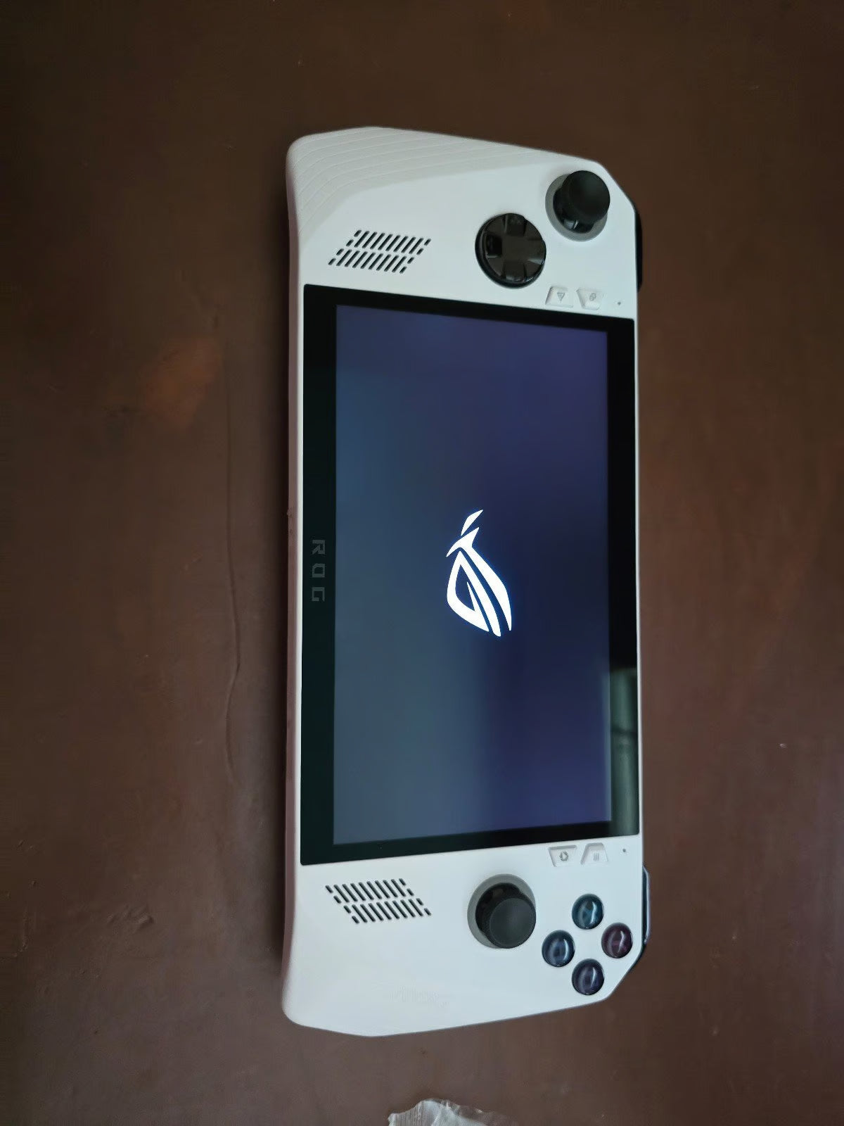 ASUS rog ally z1 extreme 7R78