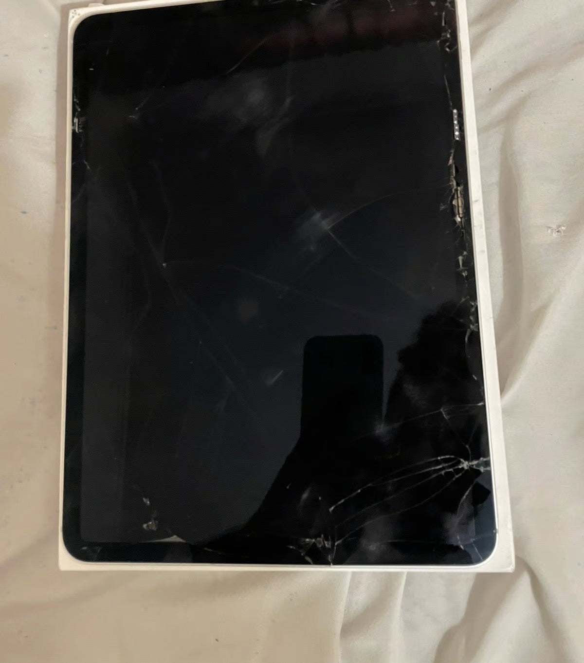 Ipad pro 11 inch 3rd generation 8Y33