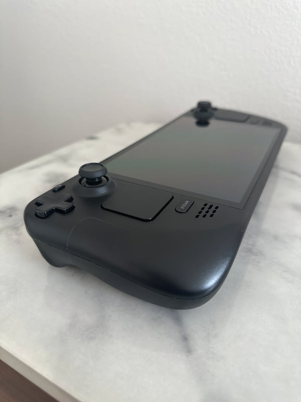 Steam Deck OLED 512gb with extra dock 1F32