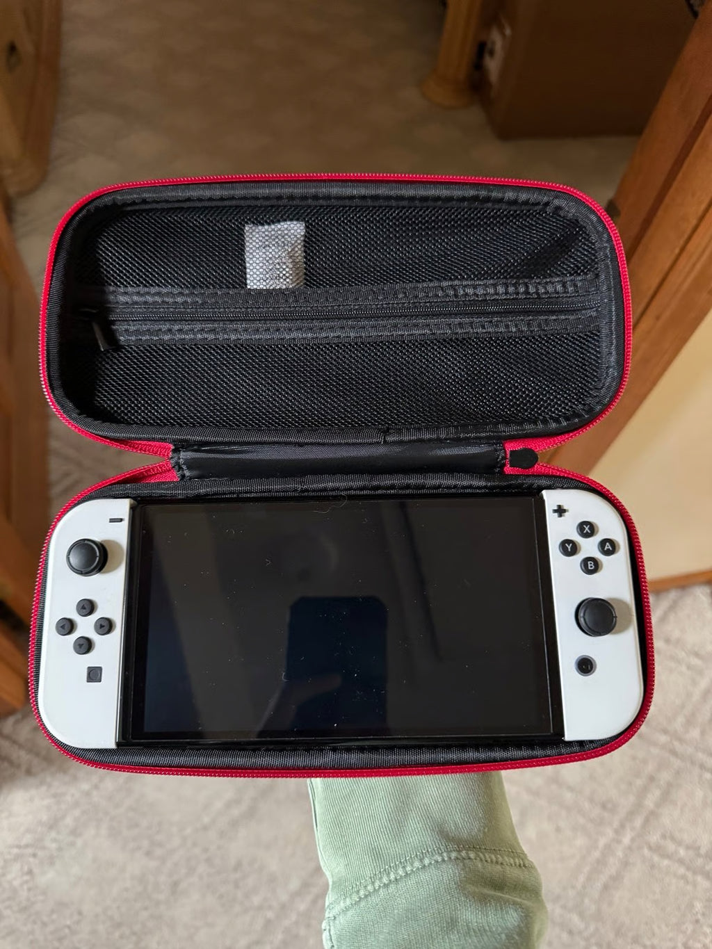 Nintendo Switch OLED console 1O29