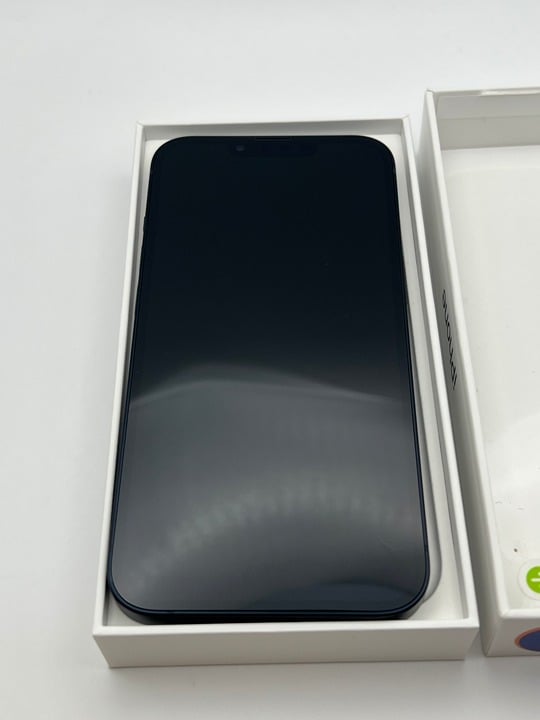 iPhone 13 - 128GB - Midnight (Unlocked) 6L23