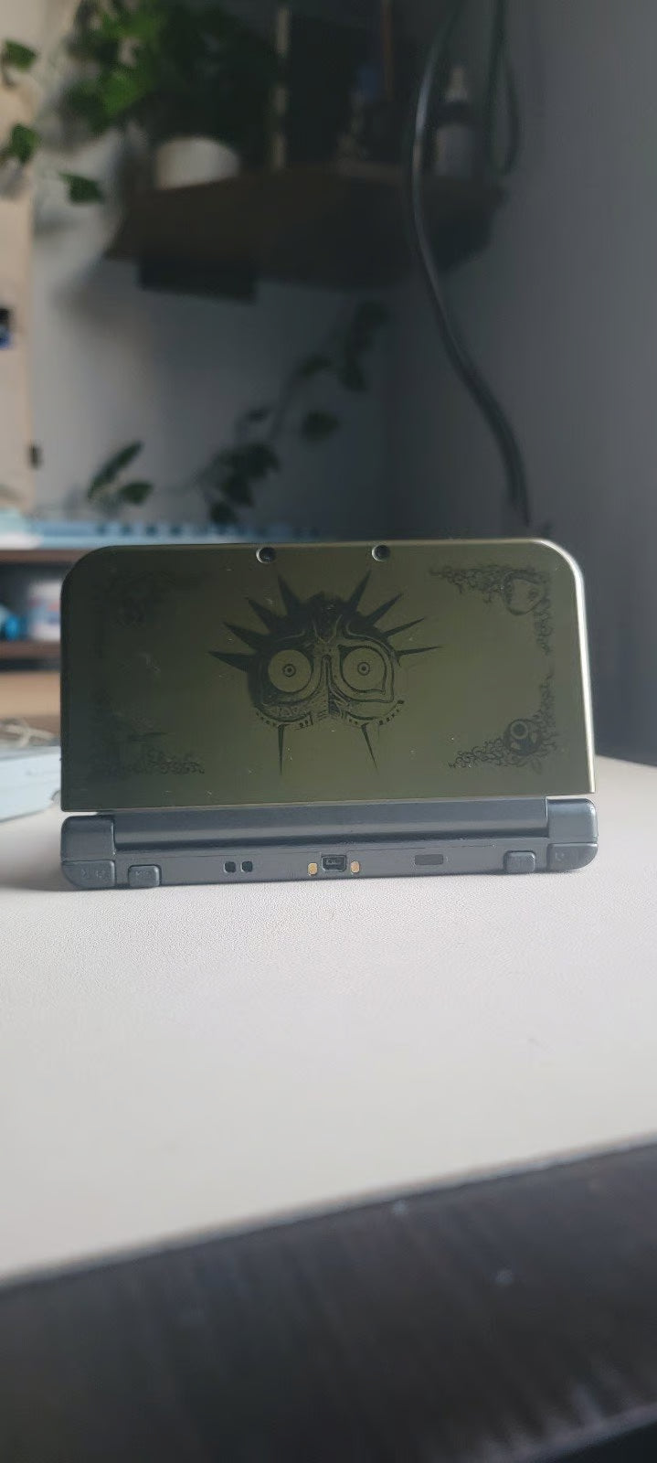 NEW Nintendo 3DS XL Legend of Zelda Majora's Mask Limited Edition