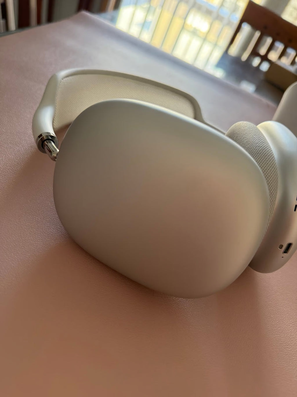 AirPods Max 5T75